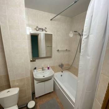 Сдается 2-х комнатная квартира, 70 м²