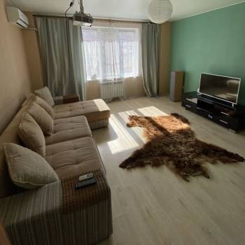 Сдается 2-х комнатная квартира, 70 м²