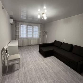 Сдается 1-комнатная квартира, 37 м²