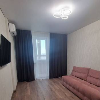 Сдается 1-комнатная квартира, 35 м²