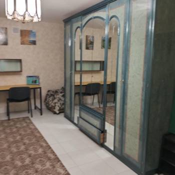 Сдается Многокомнатная квартира, 150 м²