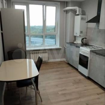 Сдается 1-комнатная квартира, 32 м²