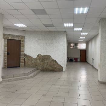 Сдается Нежилое помещение, 108 м²