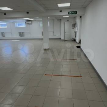 Сдается Нежилое помещение, 260 м²