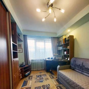 Продается 3-х комнатная квартира, 61,8 м²