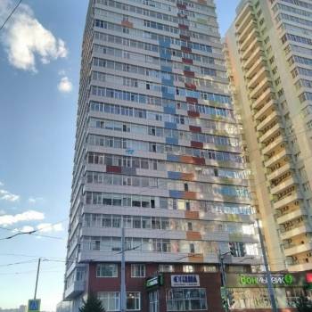 Сдается 1-комнатная квартира, 50 м²