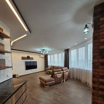 Продается 3-х комнатная квартира, 100 м²