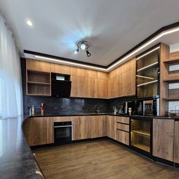 Продается 3-х комнатная квартира, 100 м²