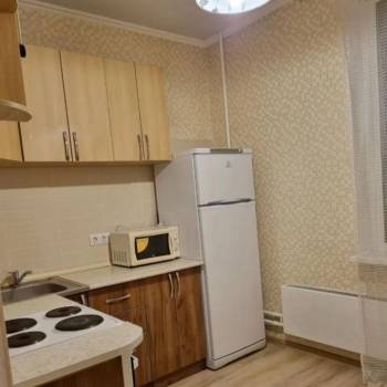 Сдается 1-комнатная квартира, 39 м²