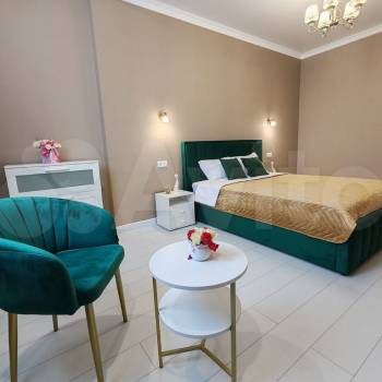 Сдается 1-комнатная квартира, 63 м²