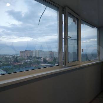 Продается 1-комнатная квартира, 40,6 м²