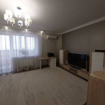 Продается 3-х комнатная квартира, 124 м²