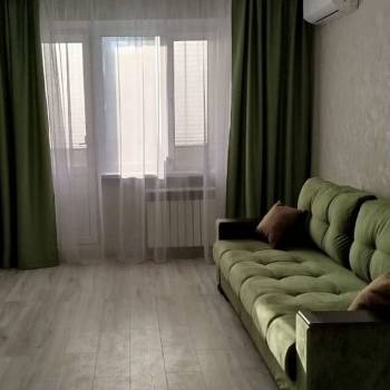 Сдается 1-комнатная квартира, 35 м²