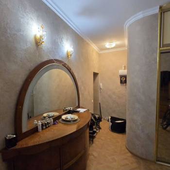 Продается 3-х комнатная квартира, 90 м²