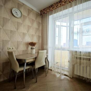 Сдается 1-комнатная квартира, 40 м²
