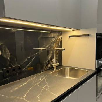 Продается 1-комнатная квартира, 36 м²