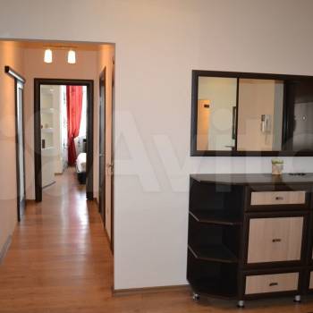 Сдается 2-х комнатная квартира, 80 м²