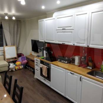 Продается 1-комнатная квартира, 51,4 м²