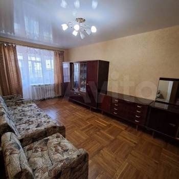 Продается 3-х комнатная квартира, 58 м²