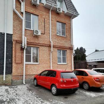 Продается Дом, 240 м²