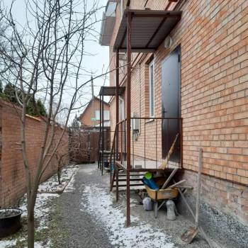 Продается Дом, 240 м²