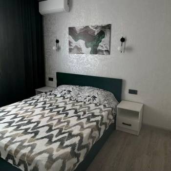 Сдается 1-комнатная квартира, 42 м²