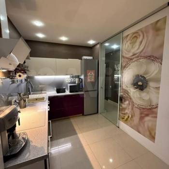 Продается 1-комнатная квартира, 44 м²