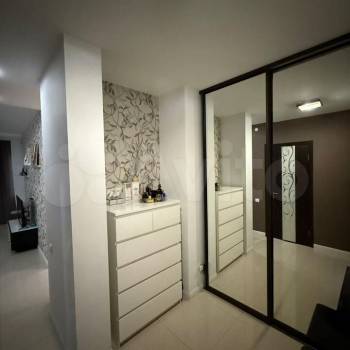 Продается 1-комнатная квартира, 44 м²