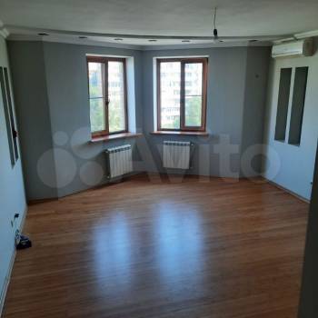 Продается 3-х комнатная квартира, 94 м²