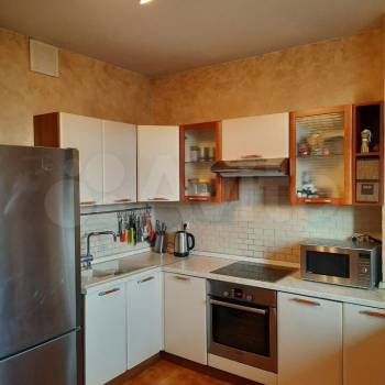 Продается 3-х комнатная квартира, 94 м²