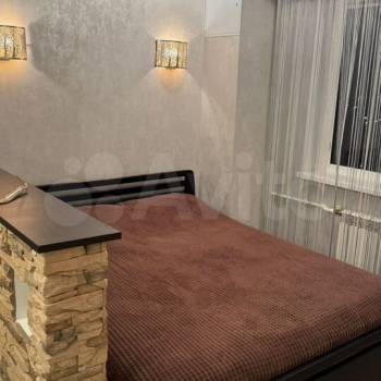 Продается 1-комнатная квартира, 53 м²