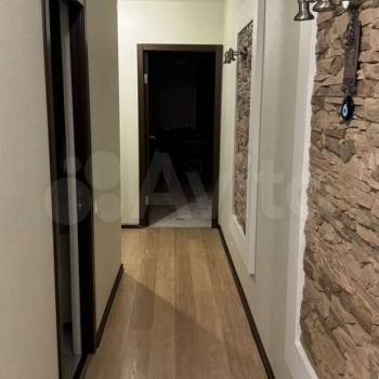 Продается 1-комнатная квартира, 53 м²