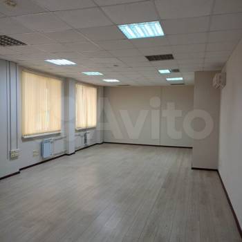 Сдается Нежилое помещение, 203,6 м²