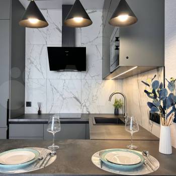 Продается 1-комнатная квартира, 44 м²