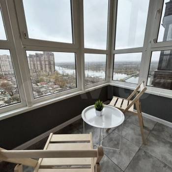 Сдается 1-комнатная квартира, 38 м²