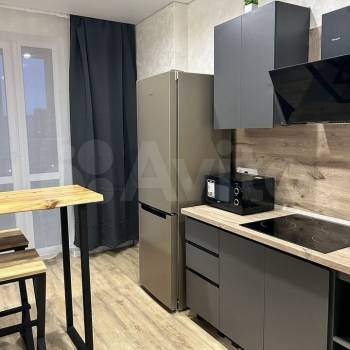 Сдается 1-комнатная квартира, 38 м²