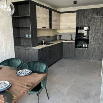 Продается 2-х комнатная квартира, 60 м²