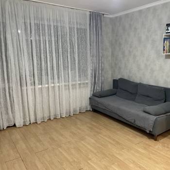 Сдается 1-комнатная квартира, 39 м²