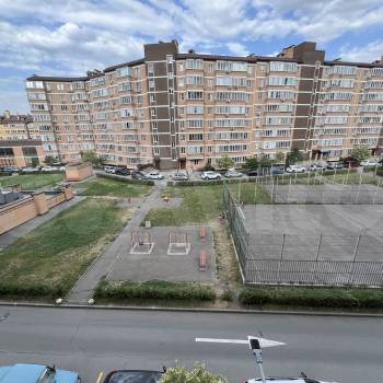 Сдается 1-комнатная квартира, 38 м²