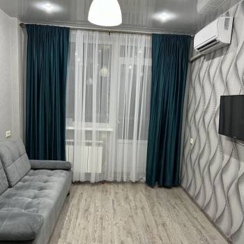 Сдается 1-комнатная квартира, 38 м²