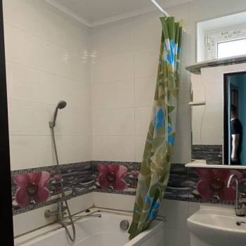 Сдается 2-х комнатная квартира, 72 м²