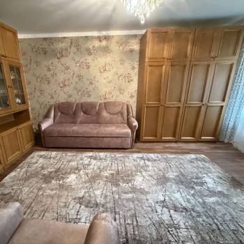 Продается Многокомнатная квартира, 84,2 м²