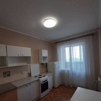 Сдается 1-комнатная квартира, 41 м²