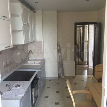 Сдается 1-комнатная квартира, 43 м²