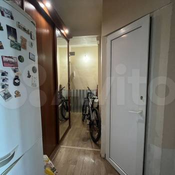 Продается 3-х комнатная квартира, 47 м²