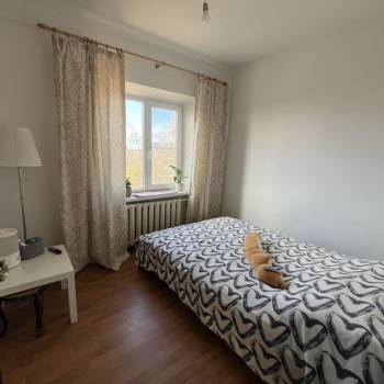 Продается 3-х комнатная квартира, 47 м²