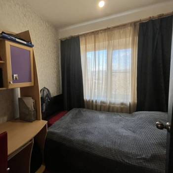 Продается 3-х комнатная квартира, 47 м²