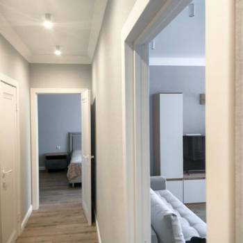 Сдается 1-комнатная квартира, 54 м²