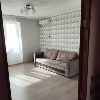 Продается 1-комнатная квартира, 34 м²