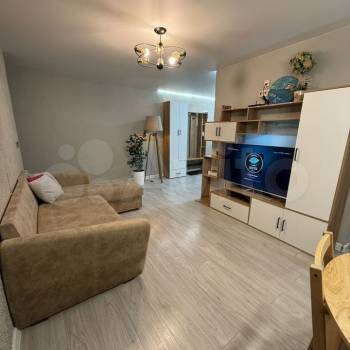 Сдается Многокомнатная квартира, 56 м²